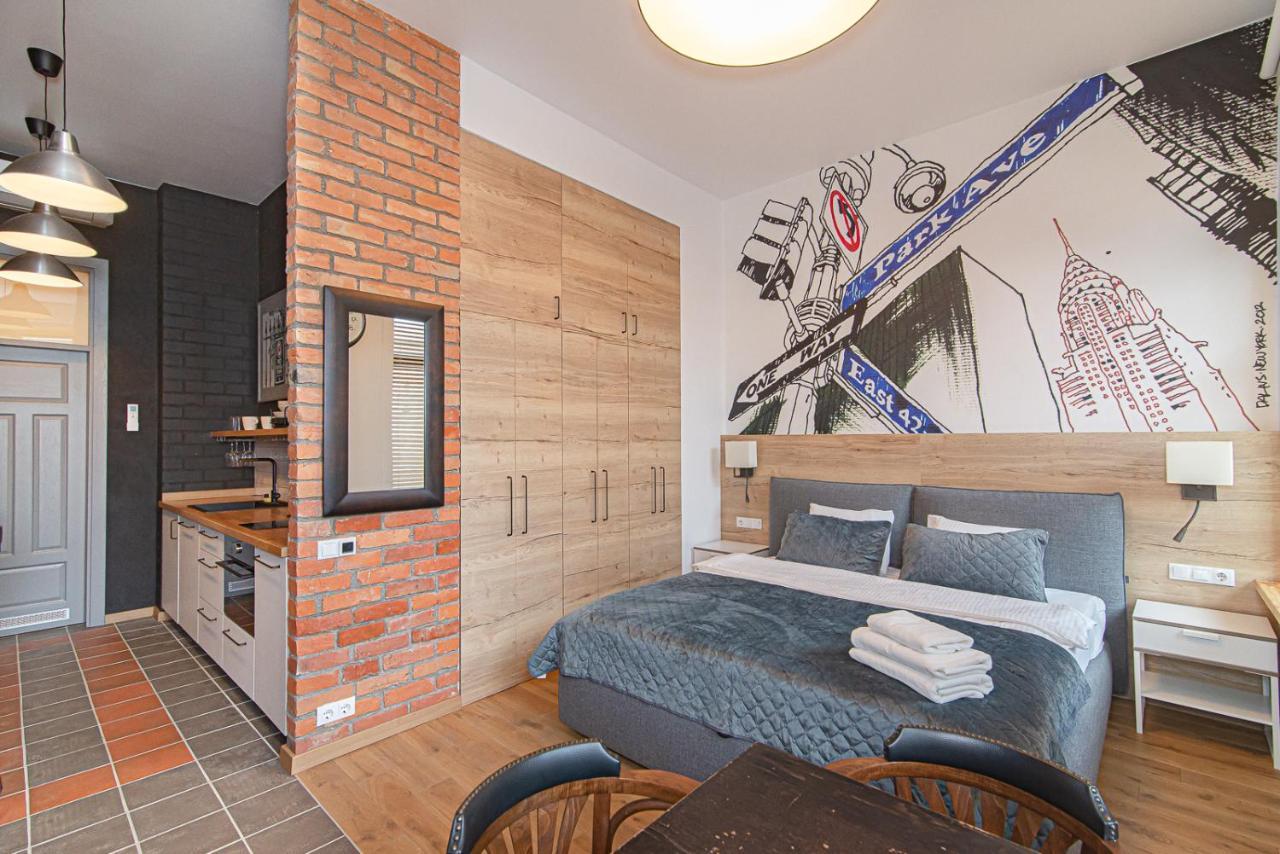 Modern Vilnius Old Town Apartment With Free Parking Екстериор снимка
