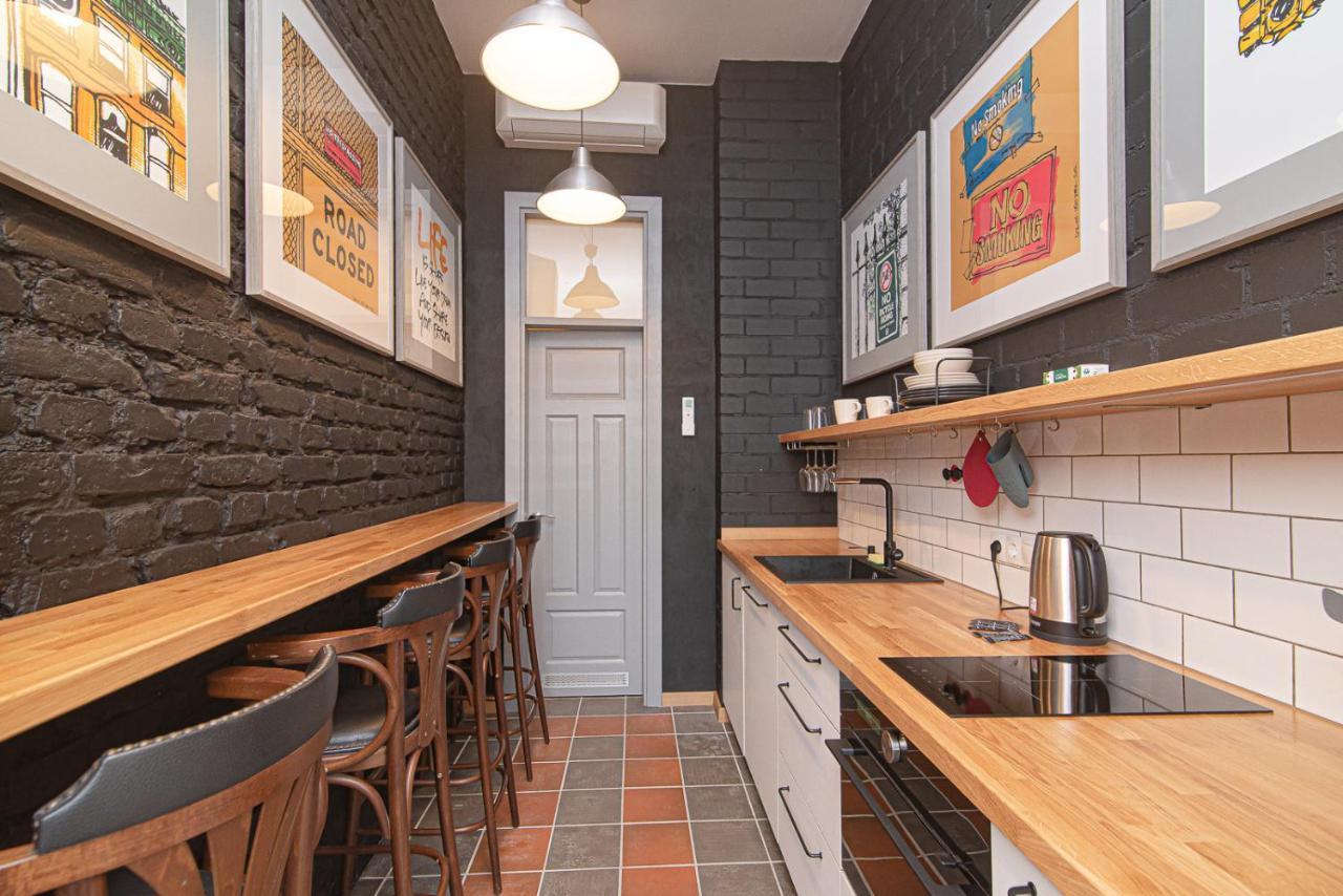 Modern Vilnius Old Town Apartment With Free Parking Екстериор снимка