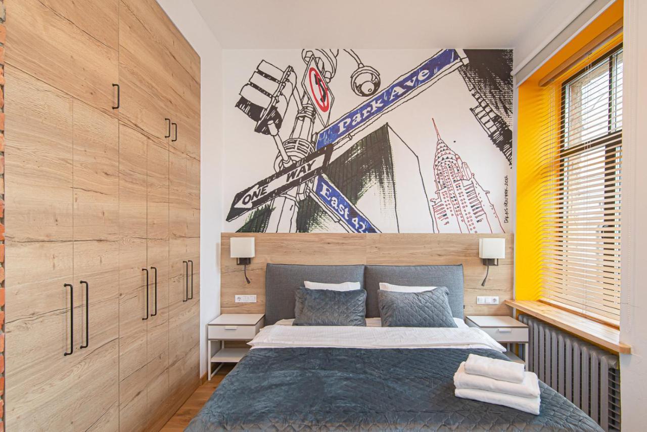Modern Vilnius Old Town Apartment With Free Parking Екстериор снимка
