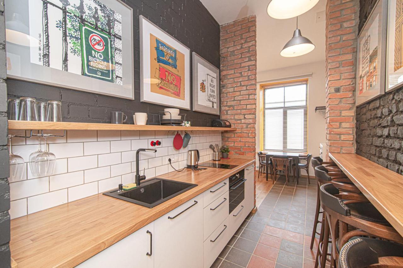 Modern Vilnius Old Town Apartment With Free Parking Екстериор снимка